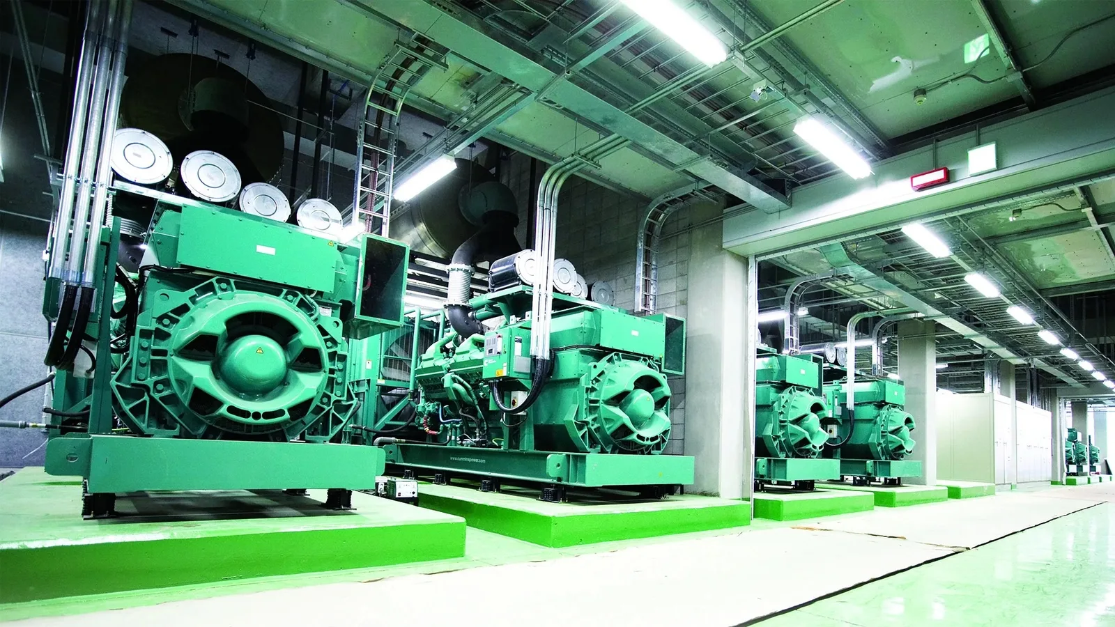 Cummins QSK60 2 MW Data Center Generators: A 2 MW V-16 Built to Parallel Into N+1